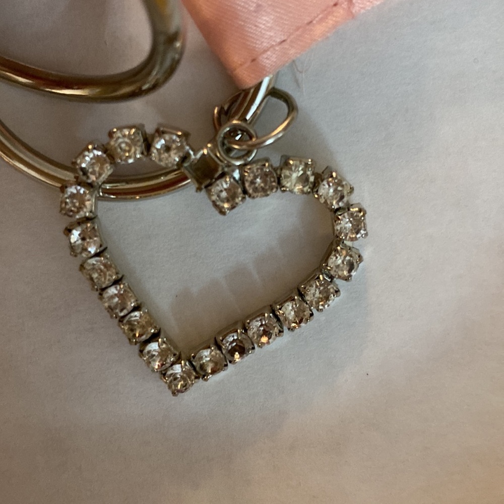 Vintage Y2K Chain belt with rhinestone heart Charm - Picture 7 of 10